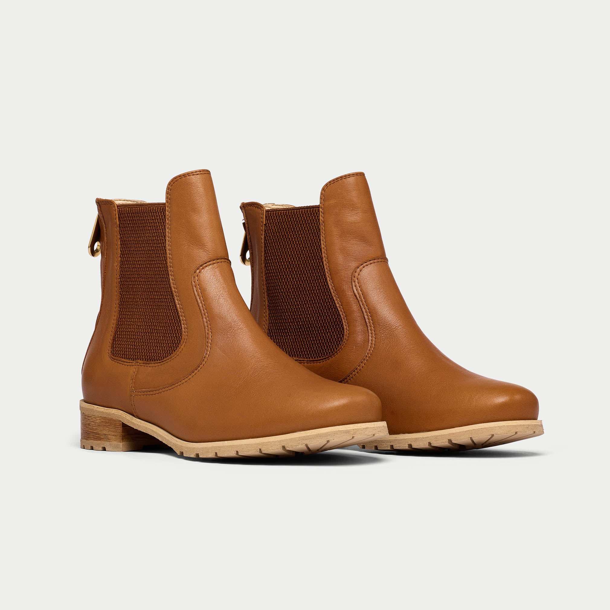 Alice leather boots front/side view