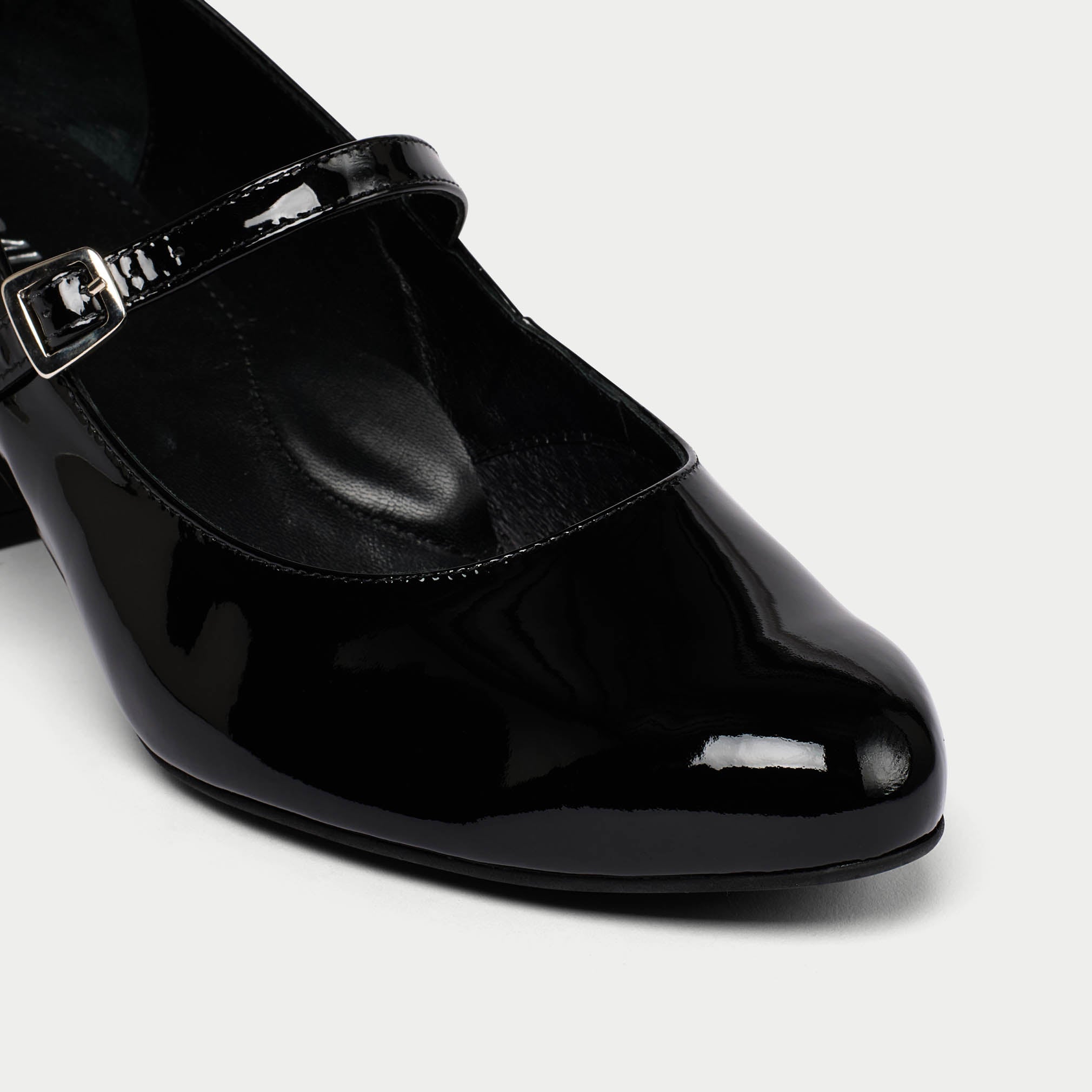 Helena black mary jane shoe tip close up