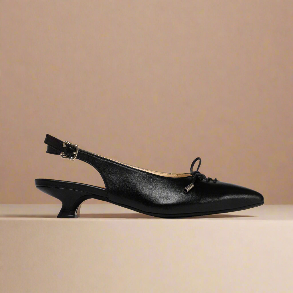 Trudie - Black Leather