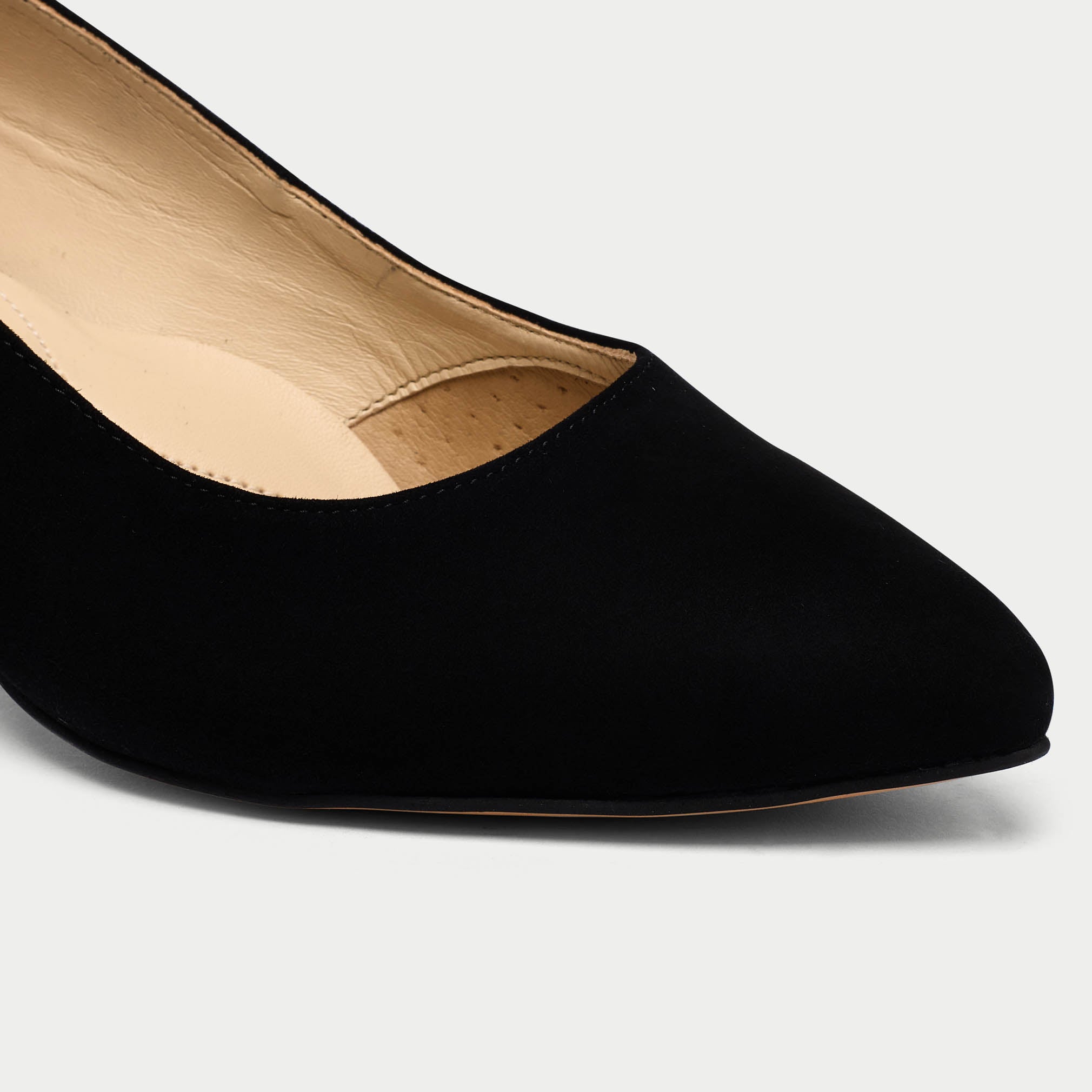 Ava suede close up
