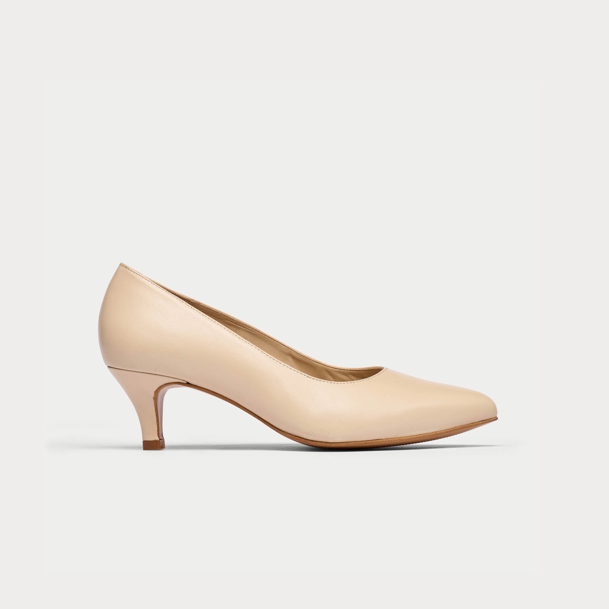 Calla | Ava | Light Beige Leather | Kitten heeled dress shoes