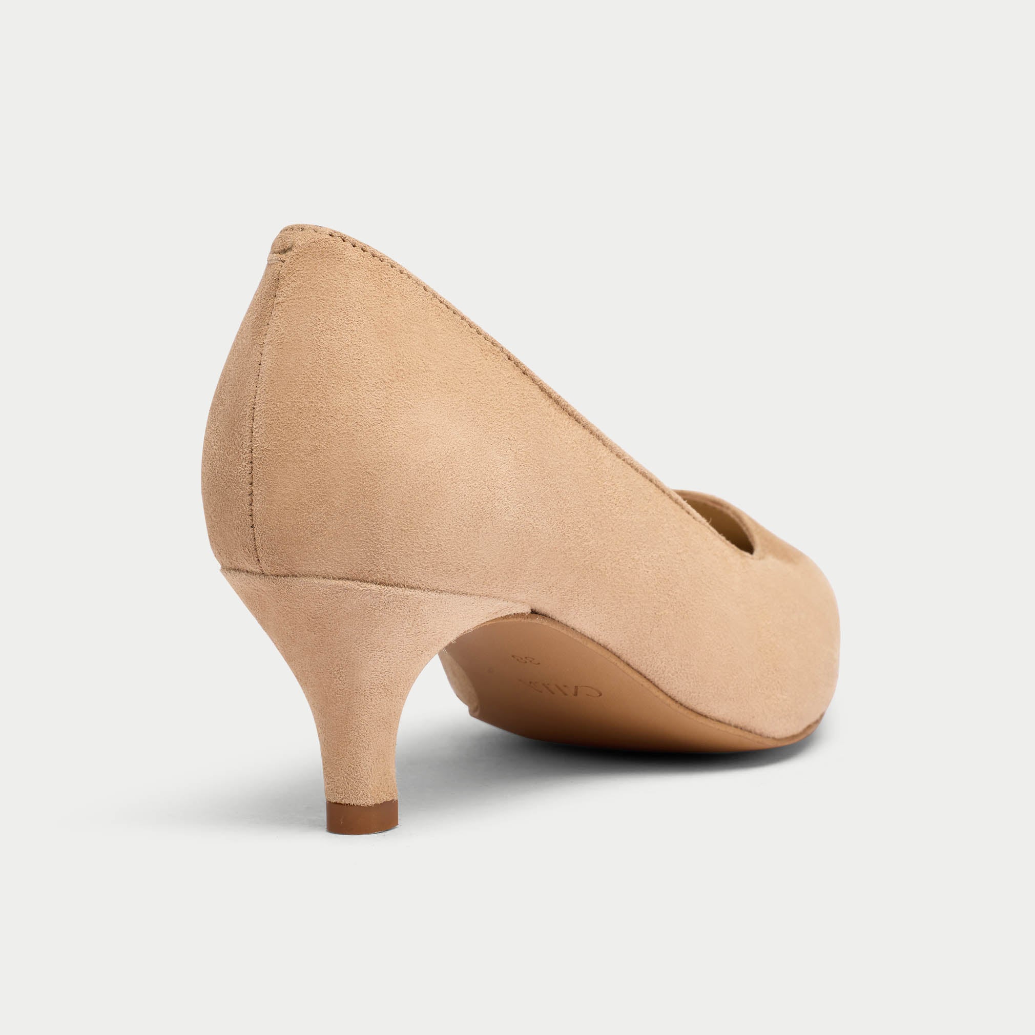 Ava taupe heel close up