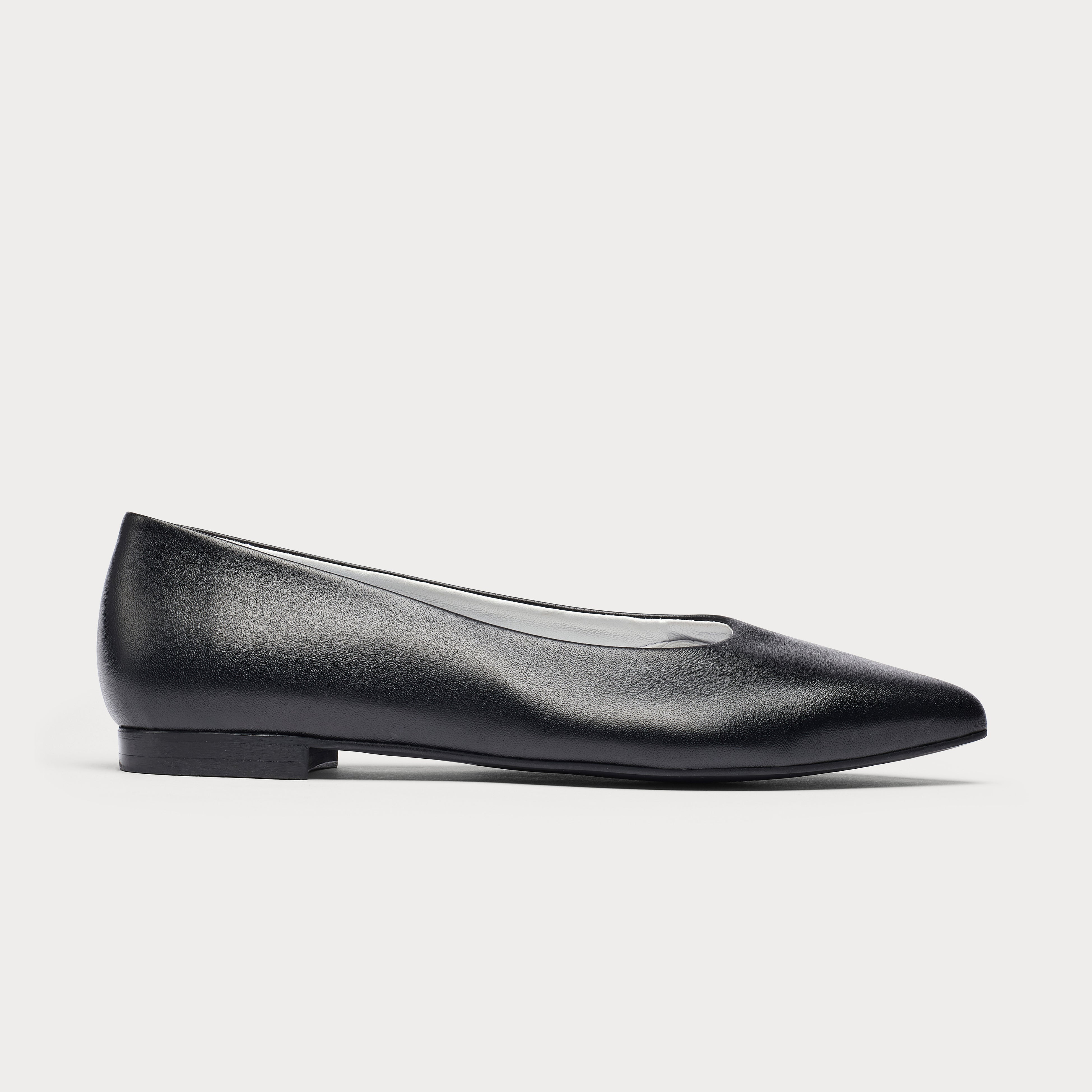 Isabella - Black Leather Ballerinas