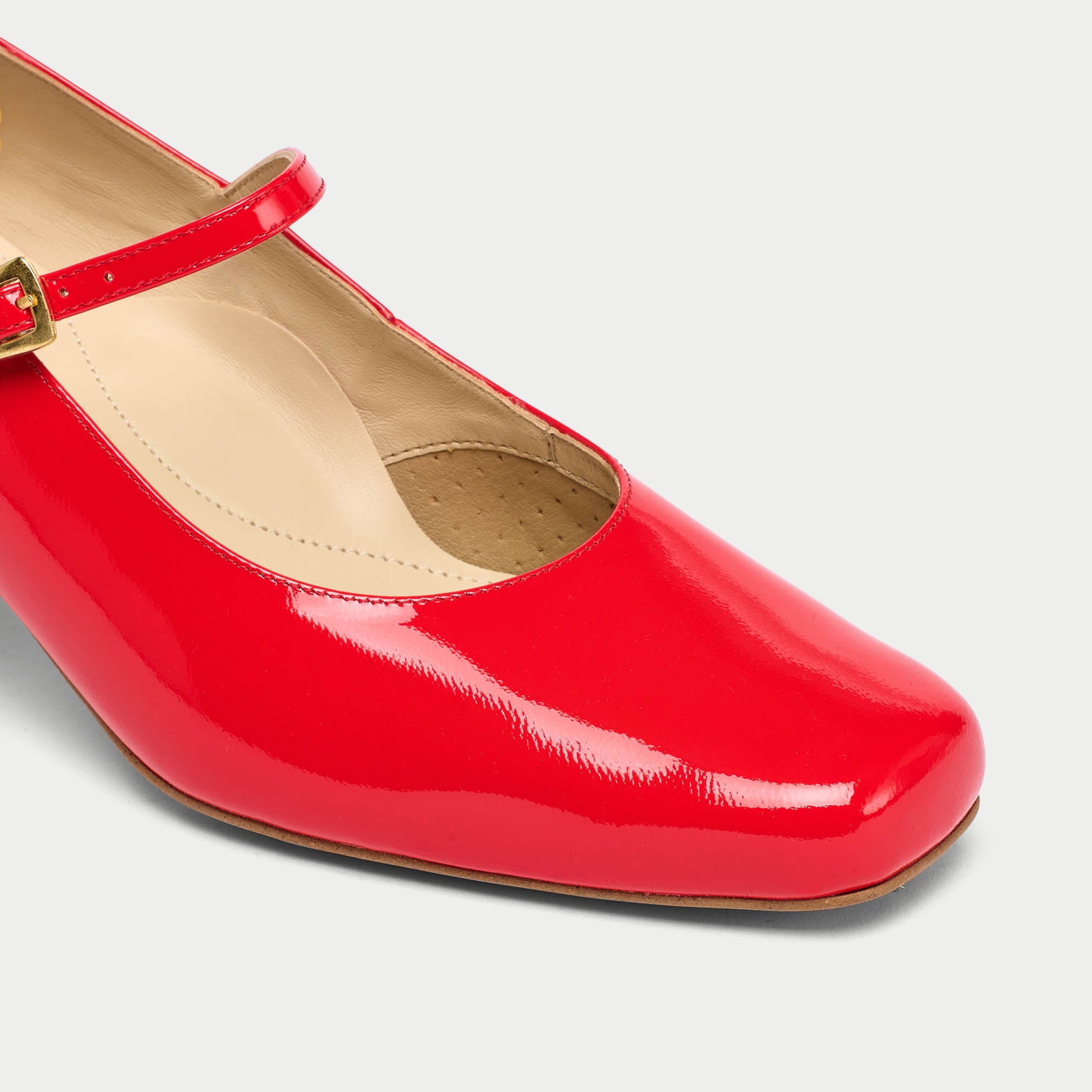Mary Jane - Poppy Patent Leather Pumps