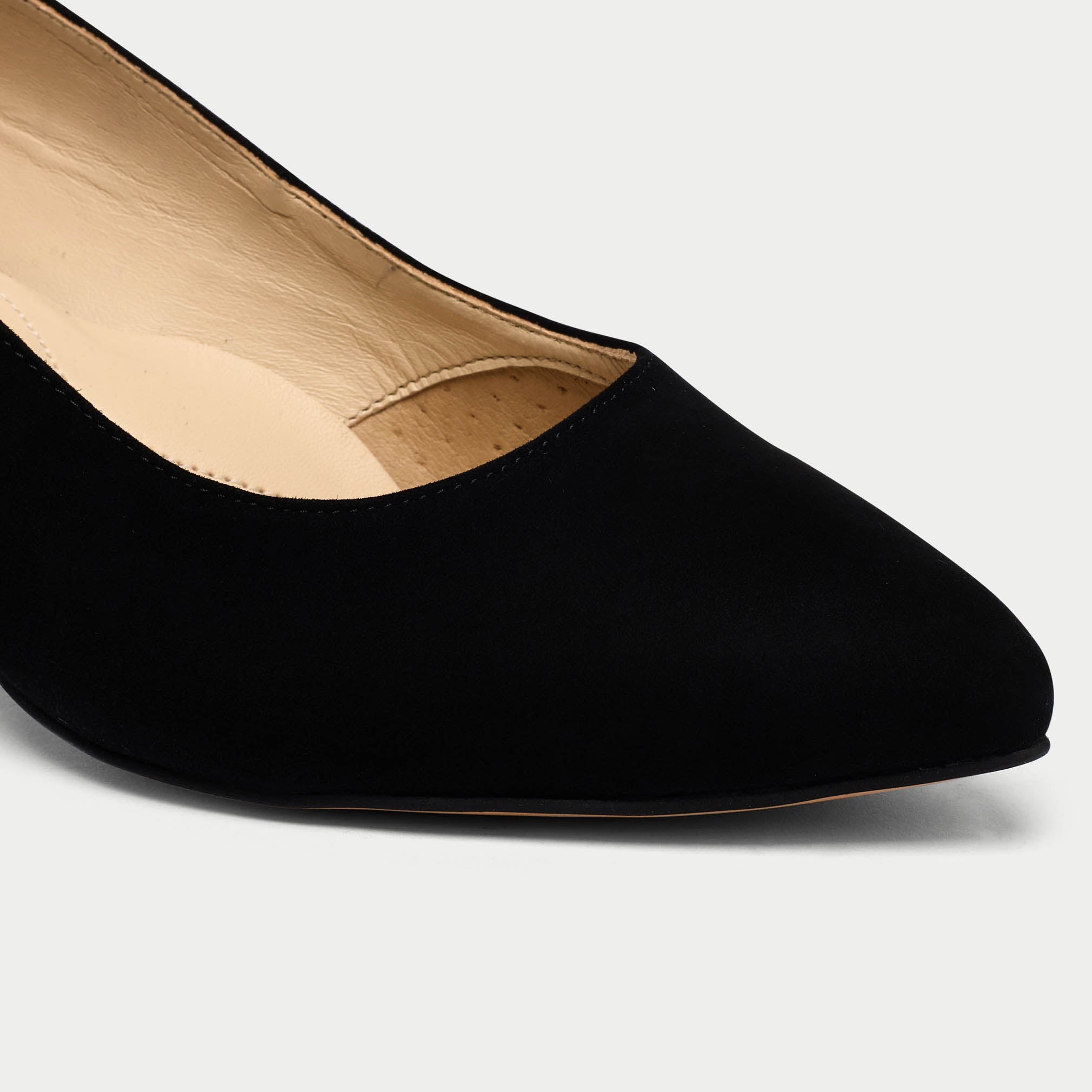Wide Width Shoes for Women, Wide Fitting | Calla