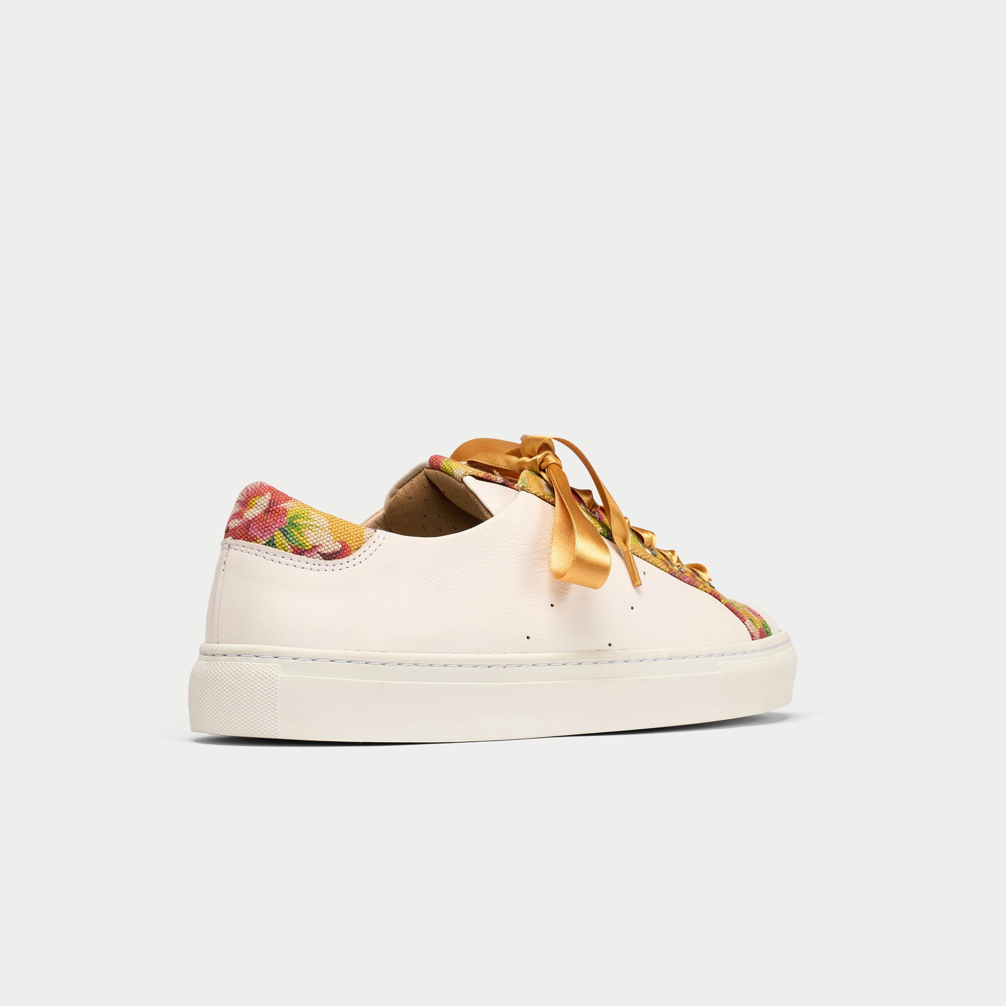 Star floral yellow trainer back/side