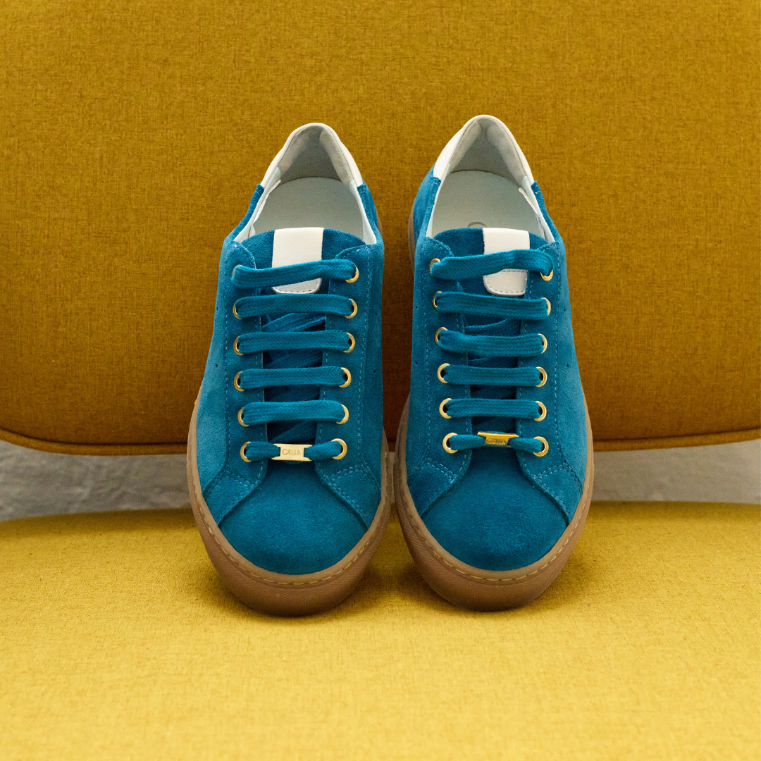 Star teal suede sneakers for bunions front view