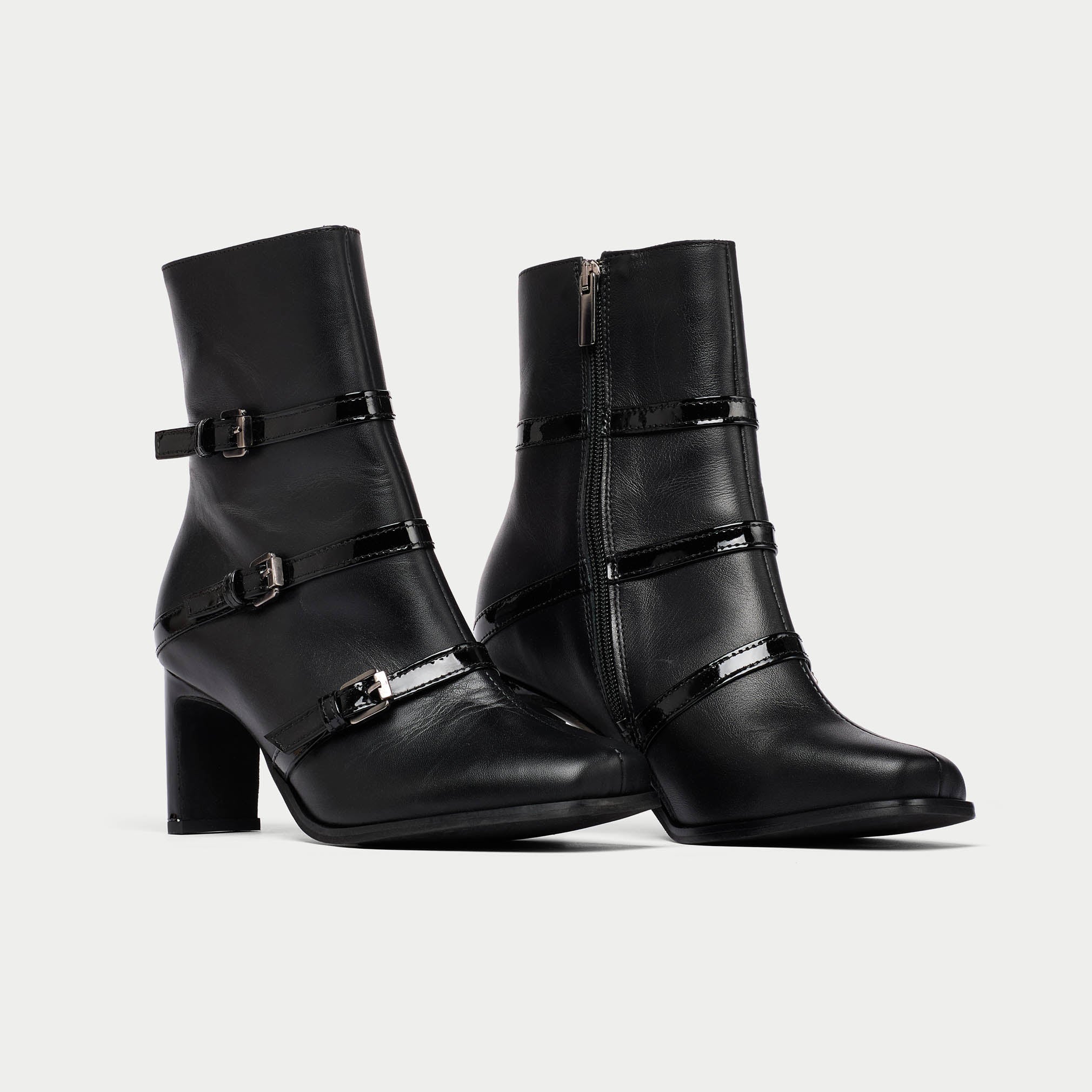 Zoe black leather boots side/front view