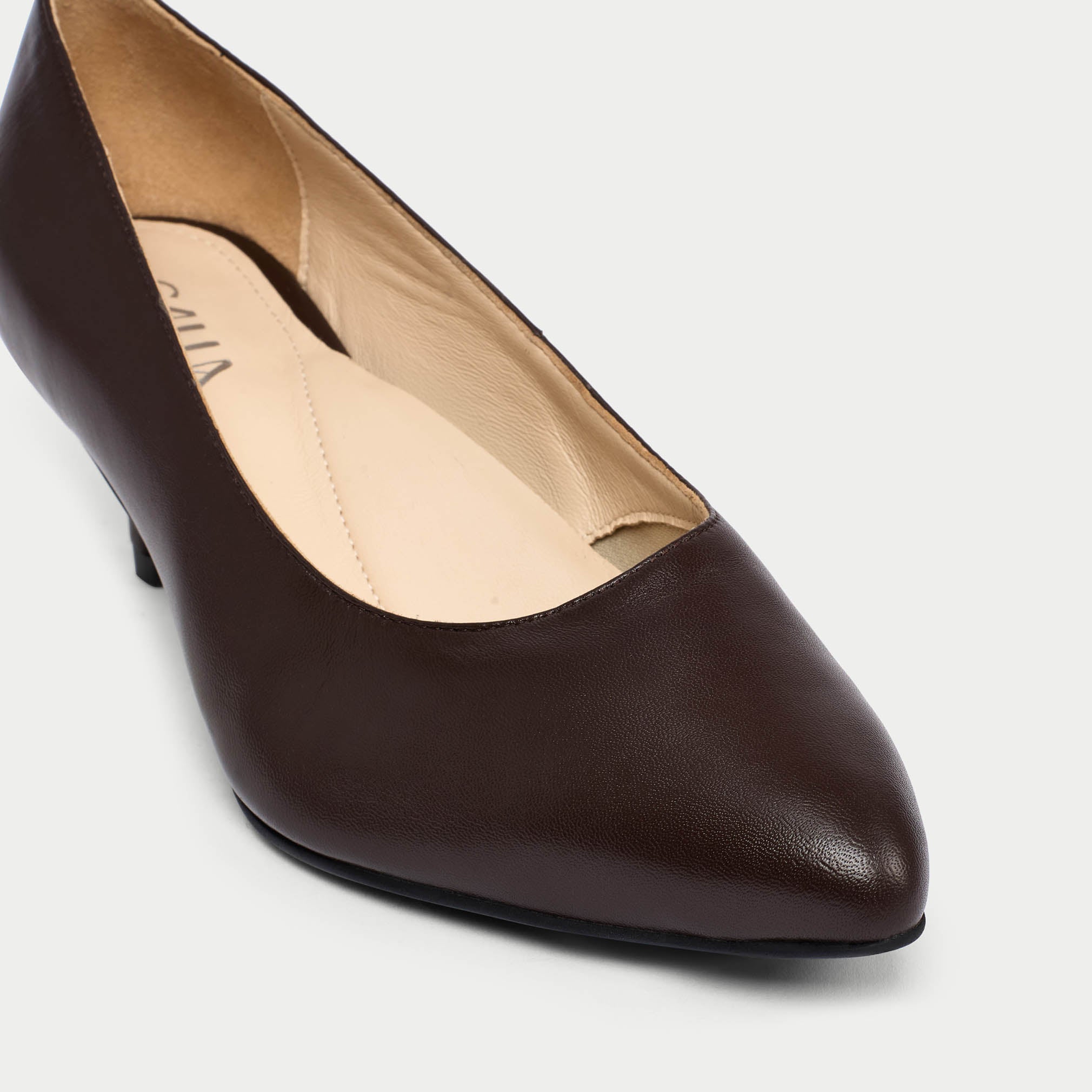 Ava - Coffee Leather Pumps