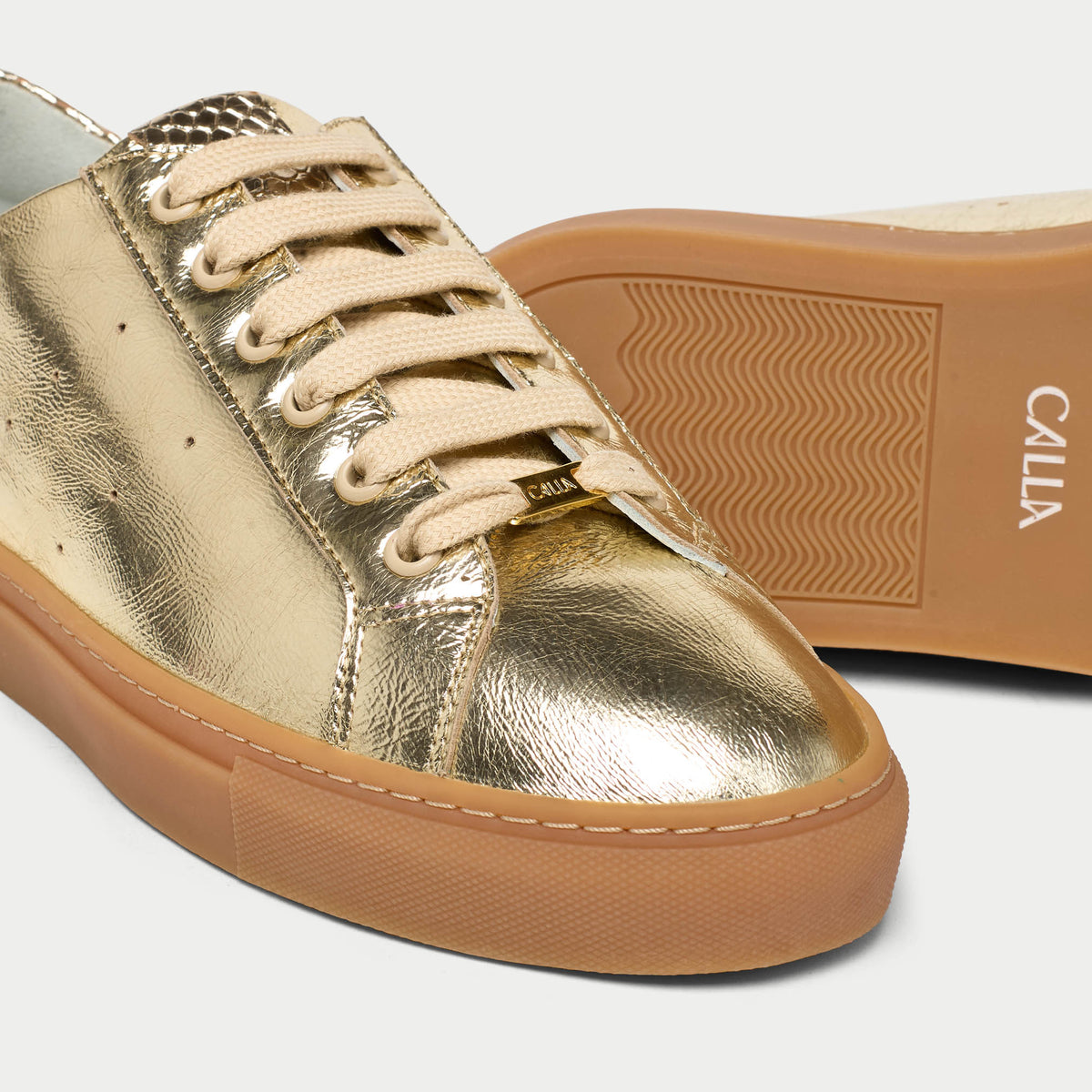 Star - Champagne Scaled Metallic Wide Fit Sneakers (image 4)