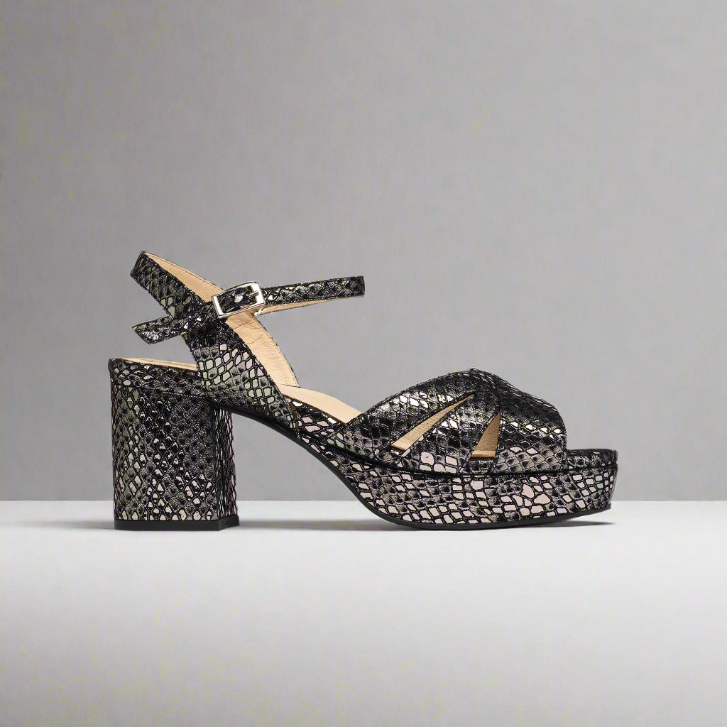 Gracie - Metallic Snake