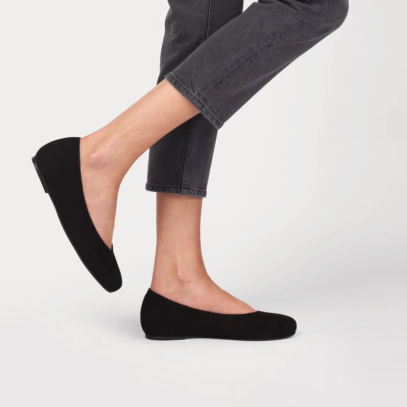 Charlotte - Black Suede