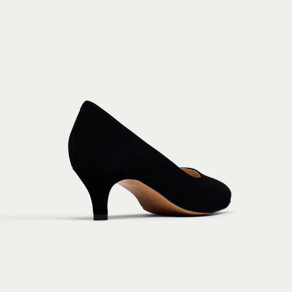 Black suede court shoes low heel Clearance