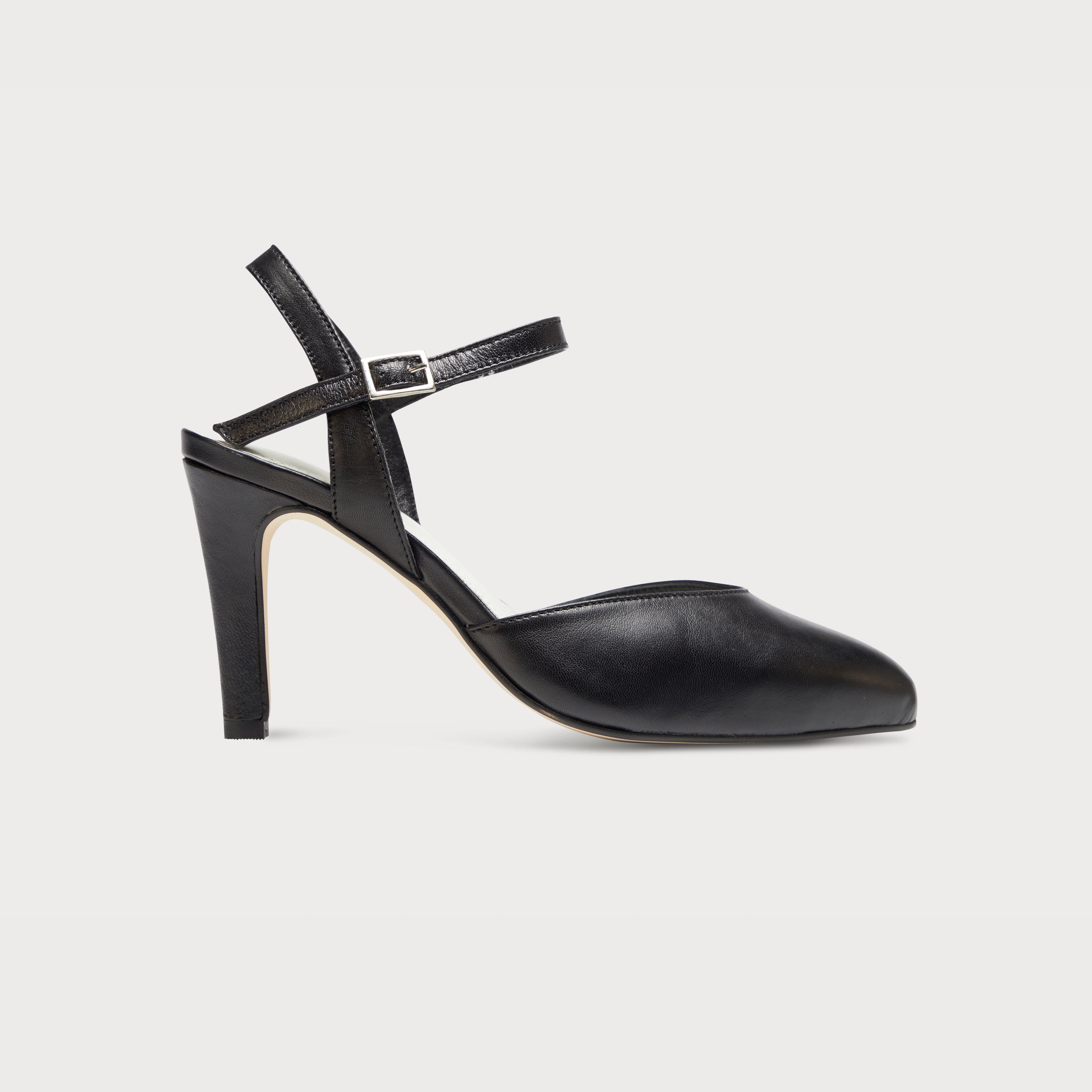 Selena Black Leather US 5 EU 36