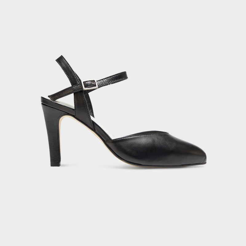 High heels that fit well on narrow feet is a complex shoe fitting prob -  Killer Heels Comfort